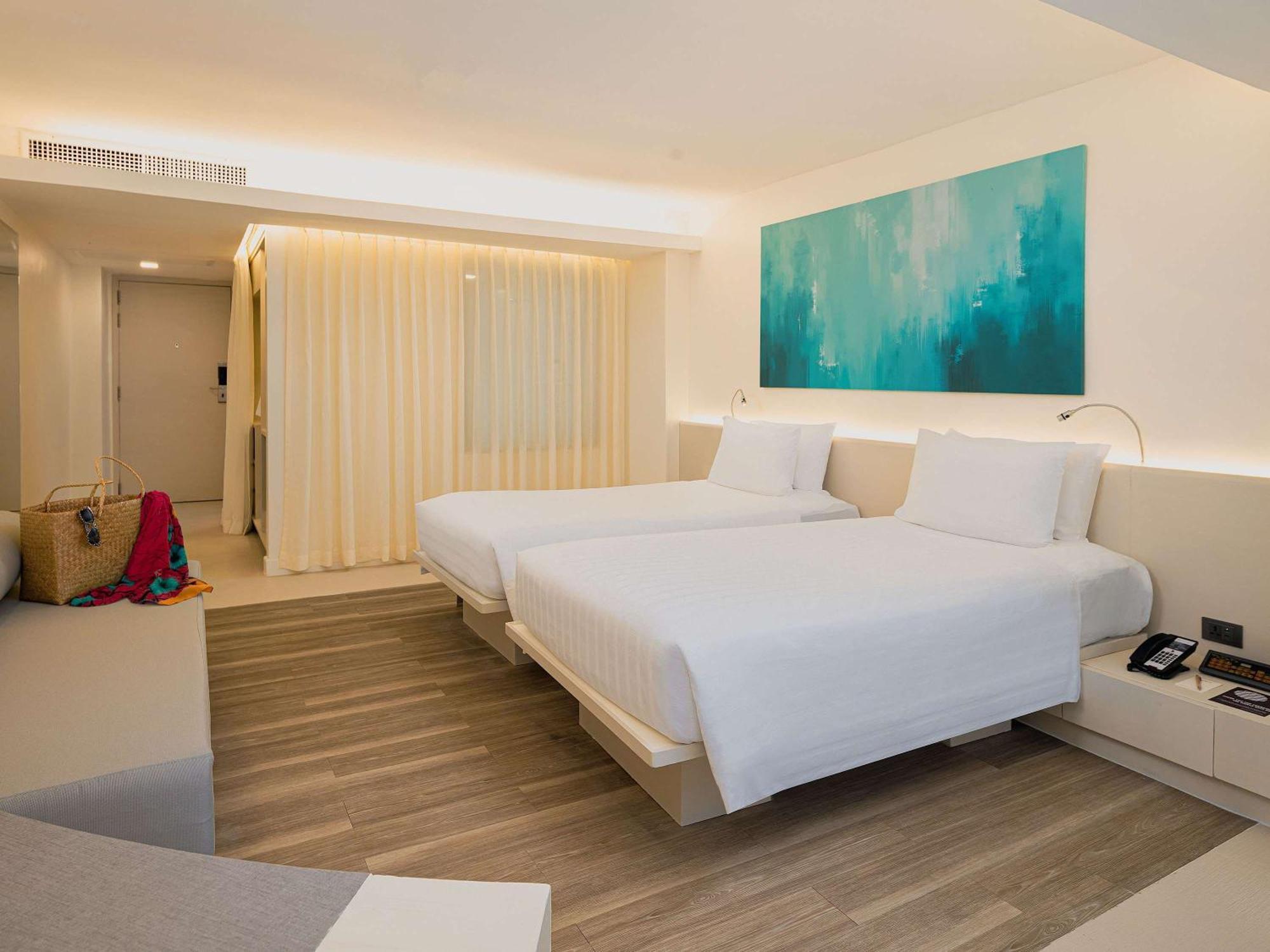 โรงแรม โรงแรมพูลแมน พัทยา จี 5*